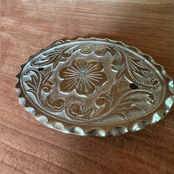 Floral Belt Buckle - Western Wear Cowboy Cowgirl Silver - Unisex - Picture 3 of 5